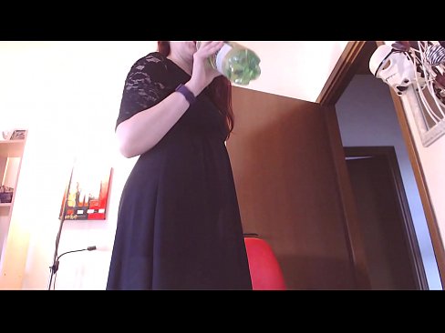 ❤️ Mtumwa mtiifu ambaye anapenda chupi chafu na ya kuvutia analazimika kupiga punyeto baada ya kutazama video hii! Fucking ❌️❤