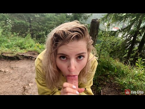 ❤️ Msichana akimeza mate baada ya kupigwa risasi hadharani - Eva Elfi Fucking ❌️❤